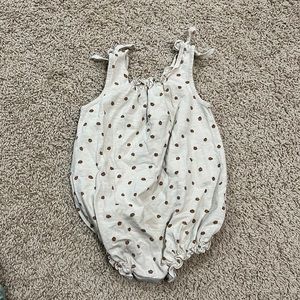 Rylee and Cru ladybug bubble. Size 18-24 m in very good used condition.